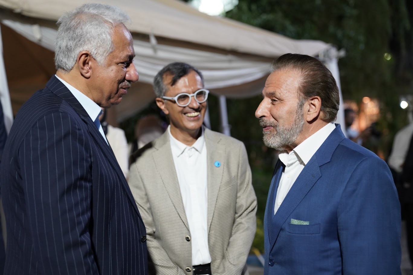 تصاویر