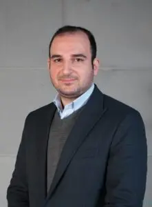 احسان عزیزی، مدیرعامل اول‌Ai