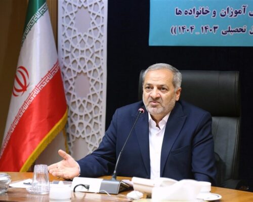اساسنامه مدرسه مجازی ابلاغ شد؛ تحصیل تنها برای گروه‌های خاص دانش‌آموزان