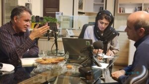 گفت‌وگو با محمد فاضلی و عباس کاظمی در مورد نقش شبکه‌‌های اجتماعی در حوادث اخیر؛ شبکه اجتماعی یا یک زندگی معمولی