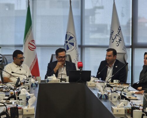 سازمان فنی‌وحرفه‌ای و انجمن تجارت الکترونیک با هدف توسعه آموزش‌های مهارتی تفاهم‌نامه همکاری امضا کردند