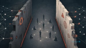 اینترنت میان دو دیوار؛ فیلتر از داخل، محدودیت از بیرون