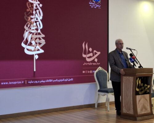 دستیار اجتماعی رئیس‌جمهوری: نمی‌شود از توسعه گفت و سیاست بقا را پیش گرفت
