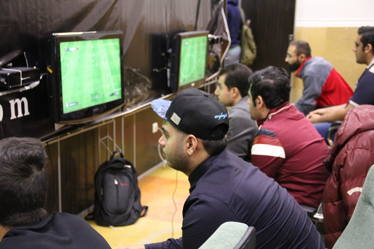 تهران ۳ میلیون و ۶۹۲ هزار نفر بازیکن بازی‌های دیجیتال دارد