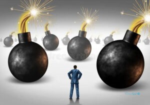 سال ۱۴۰۴ و عبور سلامت از میدان مین