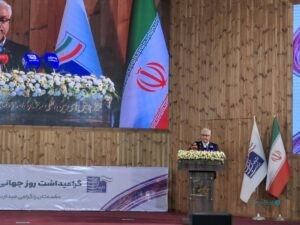 معاون وزارت ارتباطات: باید شبکه‌ای ایجاد کنیم که در برابر تهدیدها مقاوم باشد