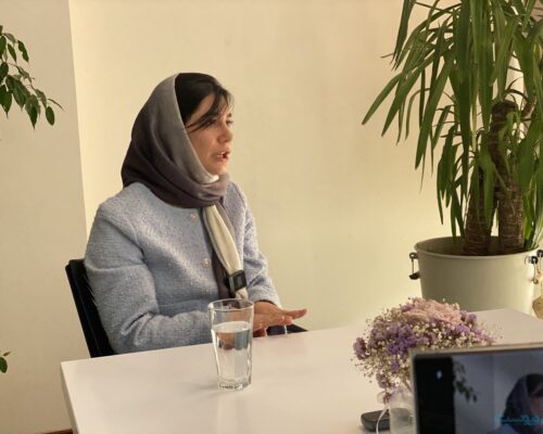 ساماندهی یا تمامیت‌خواهی شهرداری؛ چرا تاکسی‌های اینترنتی مقاومت می‌کنند؟