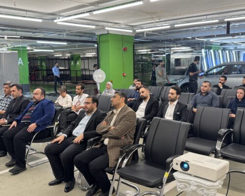 ترکیب نمایشگاه آنلاین با تجربه حضوری؛ همراه مکانیک به دنبال پوشش کامل فیزیکی در تهران است