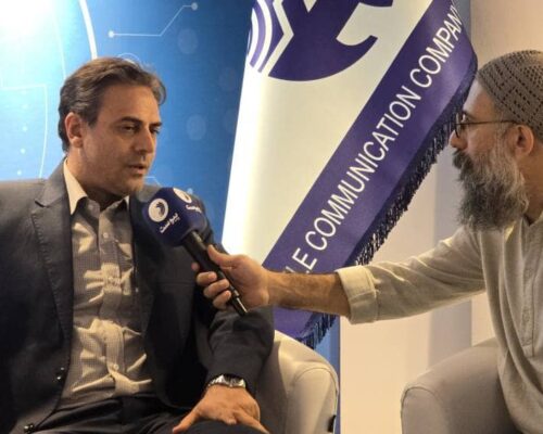 مدیرعامل مخابرات ایران: در همین ماه شبکه شهرک اکباتان کاملاً به فیبر نوری تبدیل می‌شود