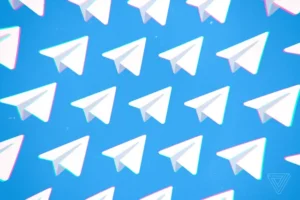 استوری تلگرام برای کاربران رایگان فعال می‌شود