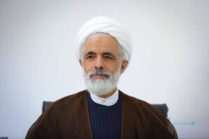 معاون حقوقی رئیس جمهور در نامه‌ای به عارف: مخالفت دولت با تغییر نهاد صادر کننده مجوز تاکسی‌های اینترنتی را به مجلس اعلام کنید