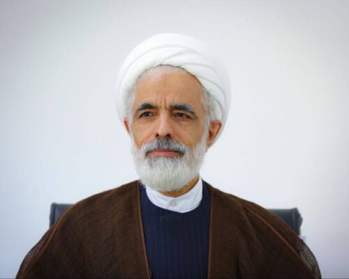 معاون حقوقی رئیس جمهور در نامه‌ای به عارف: مخالفت دولت با تغییر نهاد صادر کننده مجوز تاکسی‌های اینترنتی را به مجلس اعلام کنید