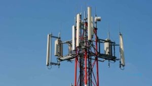 وزیر ارتباطات: شبکه اینترنت موبایل اطراف حوزه‌های کنکور قطع می‌شود