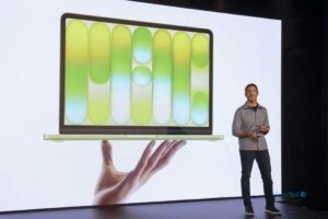 اپل در آستانه تغییر: مدیرعامل سخت‌افزاری در عصر هوش مصنوعی