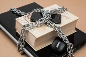 اقتصاد توجه در عصر دیجیتال؛ آناتومی یک کلیک