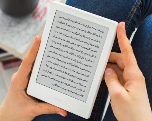 نگاه سنتی ناشران مانع انتشار به روز و متنوع کتاب دیجیتال می‌شود