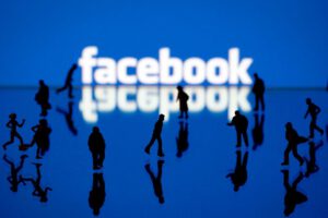 گروه‌ها در فیس‌بوک تبدیل به پاشنه آشیل این پلتفرم شده‌اند