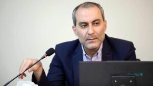 الکامپ هنوز ایستاده است