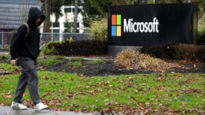 اتحادیه اروپا مایکروسافت را به فعالیت ضد رقابتی با نرم‌افزار تیمز متهم کرد