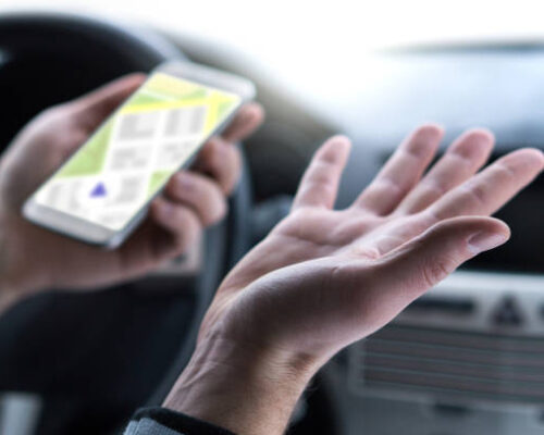 مسیریاب‌ها گروگان تصمیم‌های نامرئی شده‌اند؛ اختلال GPS و کلافگی کاربران همچنان ادامه دارد