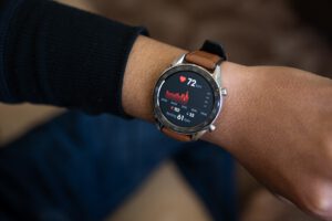 اندازه‌گیری پارامترهای سلامتی با ساعت‌‌های هوشمند؛ قابلیتی مهم در روزهای کرونایی