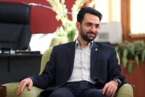 وزیر ارتباطات: صداوسیما در واگذاری فرکانس‌های ۷۰۰ و ۸۰۰ بی‌انصافی کرد
