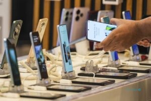 ۸۰ درصد موبایل‌های مصرفی زیر ۳۰۰ دلار قیمت دارند