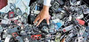 نگاهی به گزارش واردات و تولید موبایل وزارت صمت؛ موبایل بومی با قطعات غیربومی