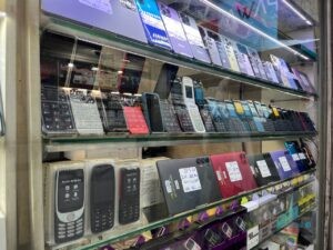 کمبود موبایل عامل افزایش قیمت موبایل؛ واردات موبایل ۲۰ درصد افت کرد