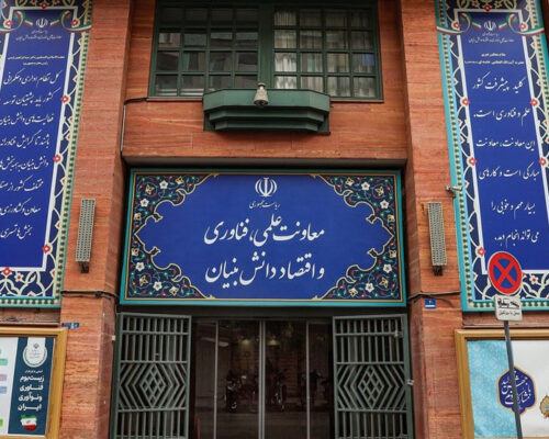 هوش مصنوعی ایران در بن‌بست متولی؛ معاونت علمی، پدرخوانده این نوزاد یتیم