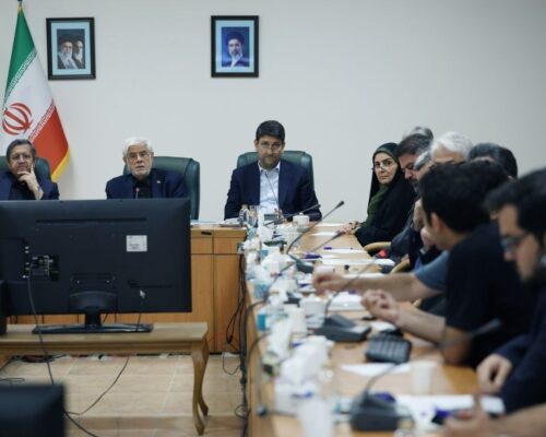 عارف: «منع» باید از ادبیات توسعه فناوری حذف شود