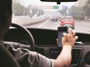 بیمه اجباری رانندگان تاکسی‌های اینترنتی؛ دغدغه رانندگان یا رفع مشکل ناترازی تامین اجتماعی