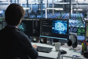 CIO مجازی (vCIO): راهنمای کامل خدمات مشاوره و رهبری فناوری اطلاعات