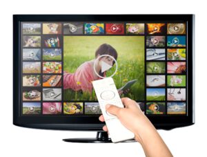 آیا تلویزیون‌های اینترنتی رقیب تلویزیون ملی هستند؟