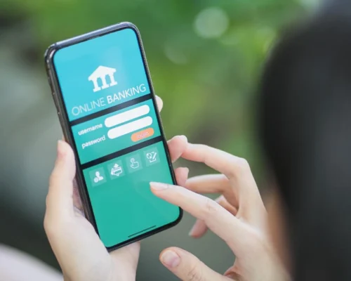 وابستگی مالی بتابانک‌ها؛ چالش پنهان بانکداری دیجیتال