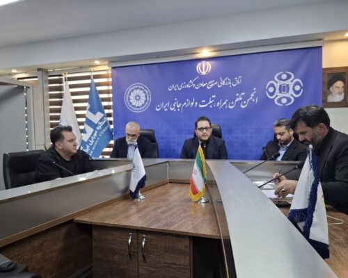 رئیس انجمن موبایل: پدافند غیرعامل با برون‌سپاری تولید موبایل ملی مخالف است