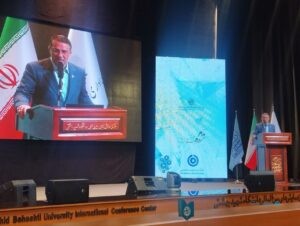 رئیس سازمان اداری و استخدامی: تعدد پایگاه‌های اطلاعاتی نظام اداری را فلج کرده است