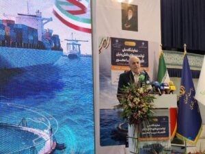 نماینده رئیس جمهوری: در گذار به اقتصاد دریامحور ۱۲ سال عقب هستیم
