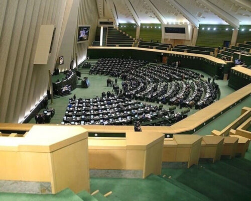 معافیت گمرکی برای تجهیزات و سخت‌افزارهای هوش مصنوعی تصویب شد