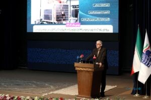 رئیس سازمان فضایی: ایران با کشورهای دیگر برای سفر به ماه همکاری می‌کند