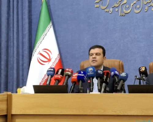 معاون علمی رئیس جمهور: بازگشایی اینترنت نیازمند طی مراحل فنی بود